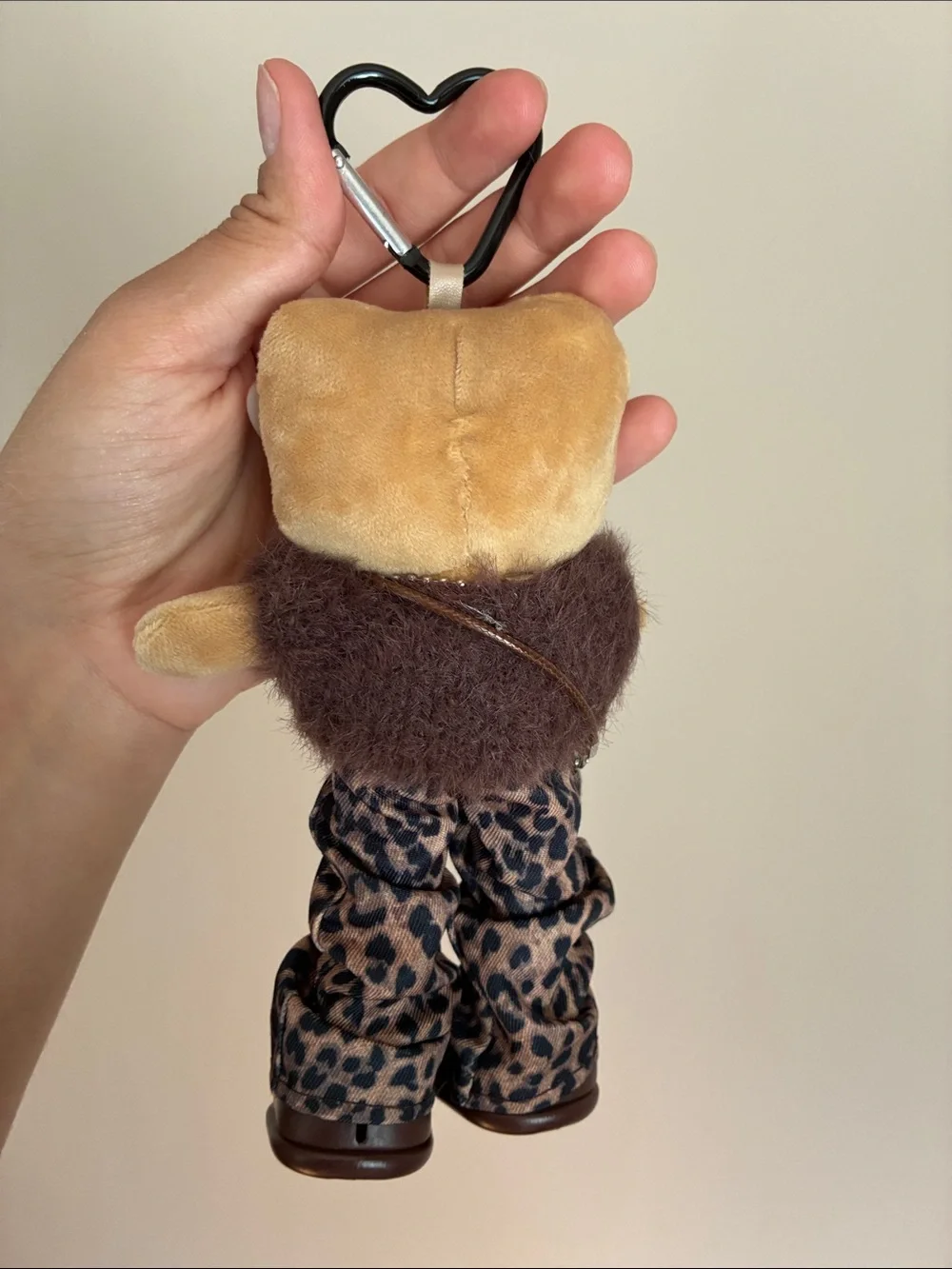 Hello Kitty Fall Fashion Diva Plush Keychain with Heart Charm